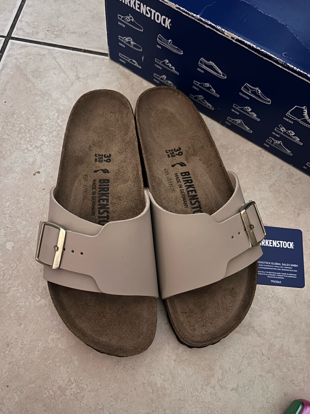 New women’s Birkenstock size 39/8 Sandcastle rare tan bio-flor 39 Sandals/slides